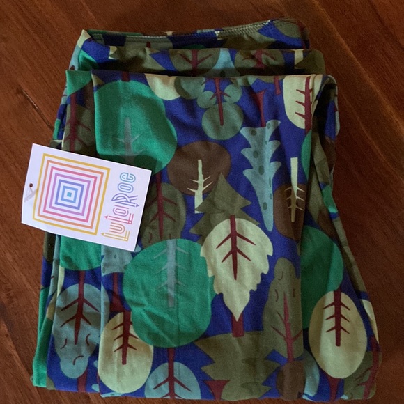 LulaRoe tall, and curvy forest and tree Leggings - Picture 6 of 6